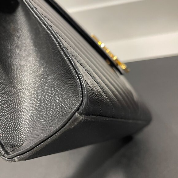 Saint Laurent Large Monogram Matelasse Envelope Shoulder Bag (JB1055) - Picture 4 of 13